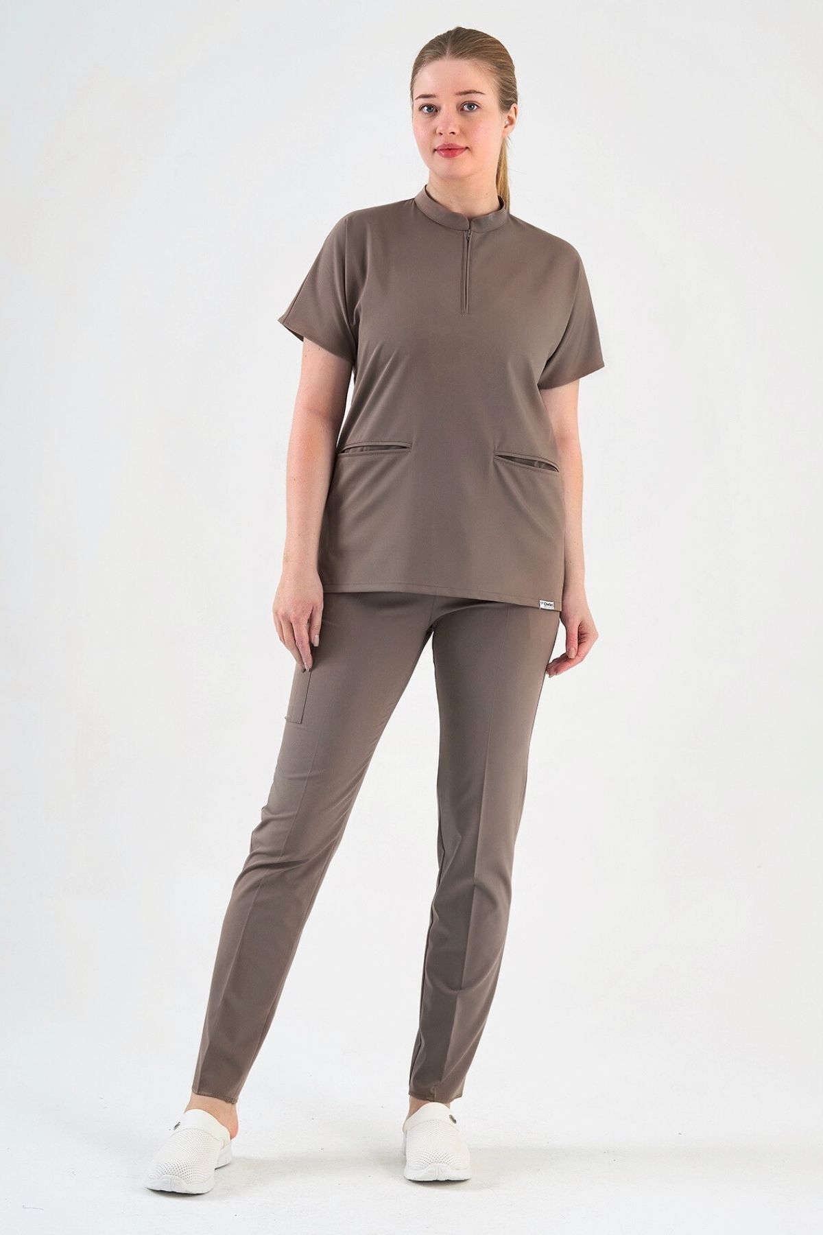 Likralı Koyu Vizon Fermuar Detaylı Cerrahi Takım