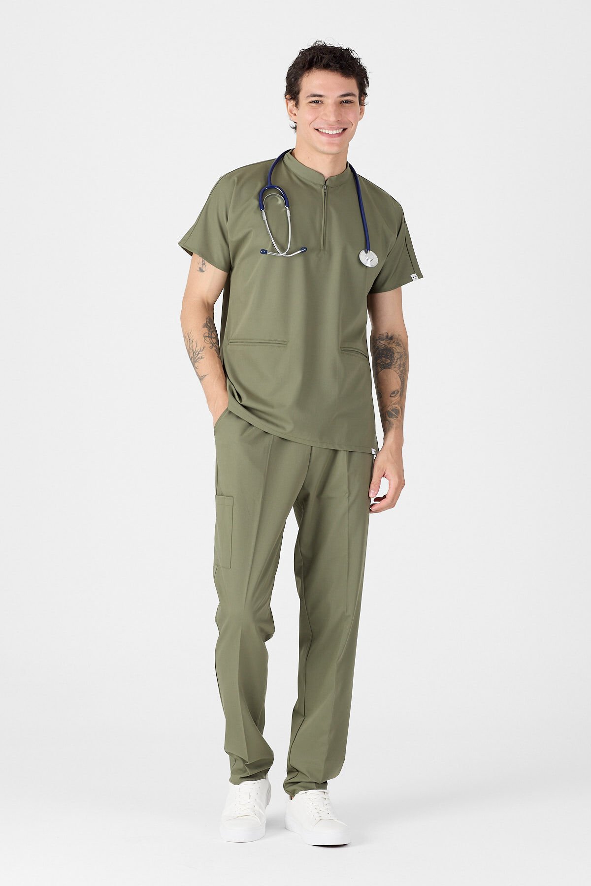 Likralı Asker Yeşili Fermuar Detaylı Scrubs