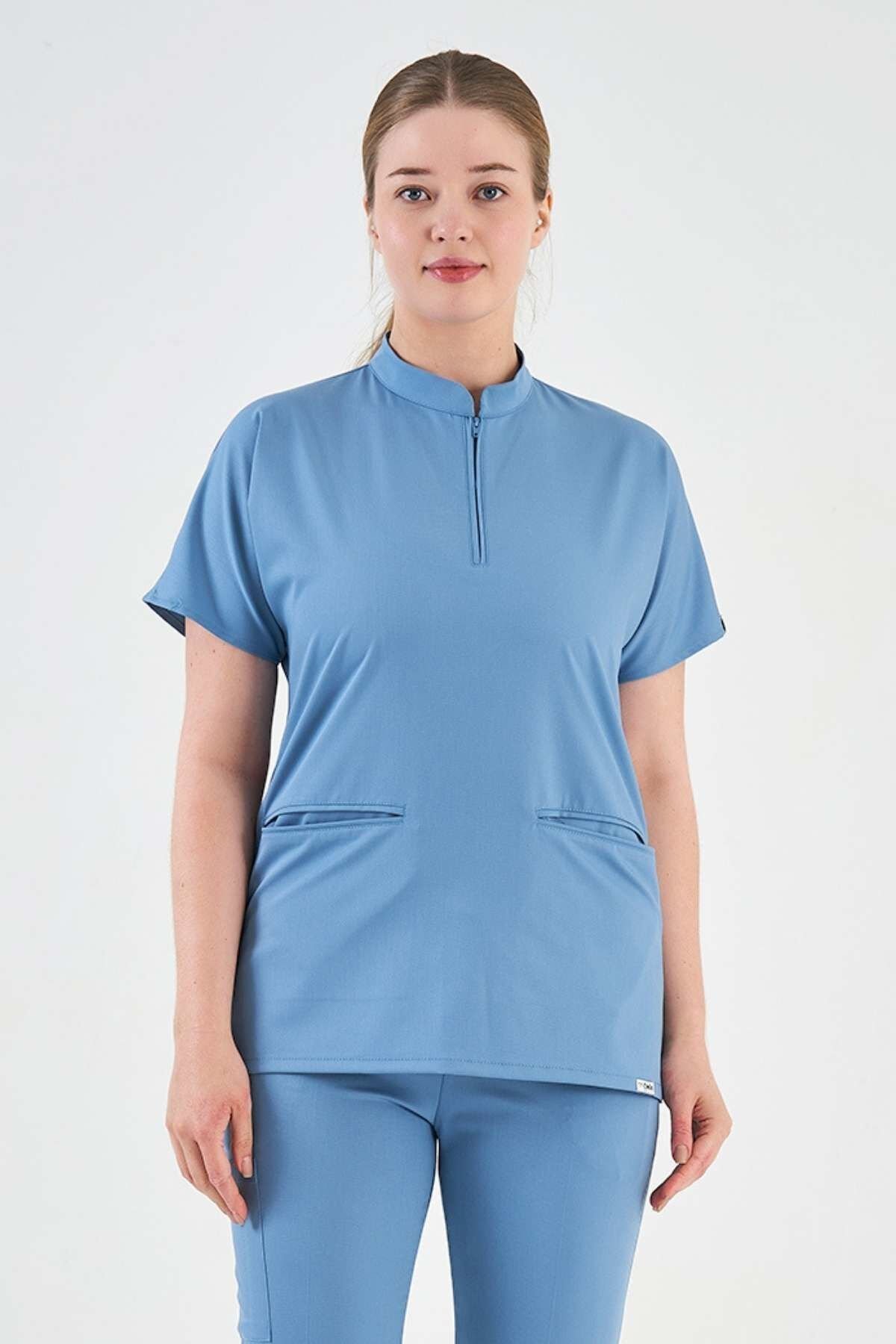 Likralı Açık Mavi Hakim Yaka Üst