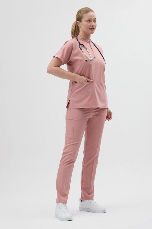 Likralı Pudra Fermuar Detaylı Cerrahi Takım