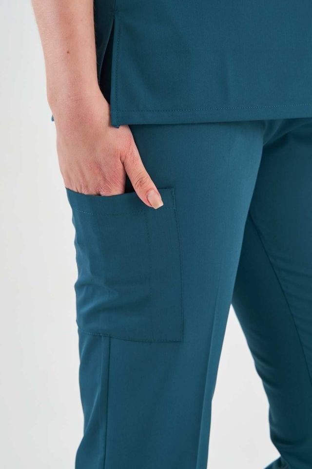 Likralı Koyu Petrol Yeşili Fermuar Detaylı Cerrahi Takım