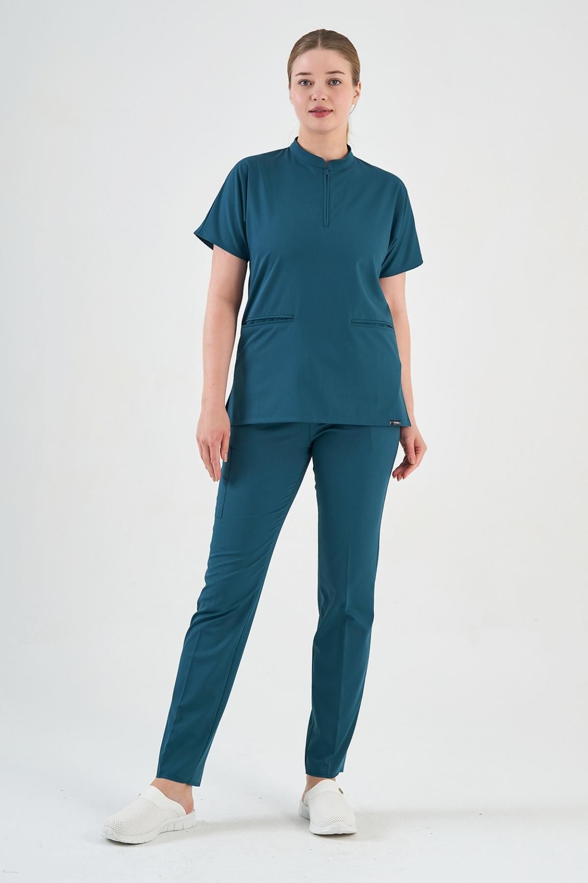 Likralı Koyu Petrol Yeşili Fermuar Detaylı Cerrahi Takım