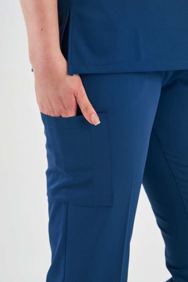 Likralı Petrol Mavisi Fermuar Detaylı Cerrahi Takım