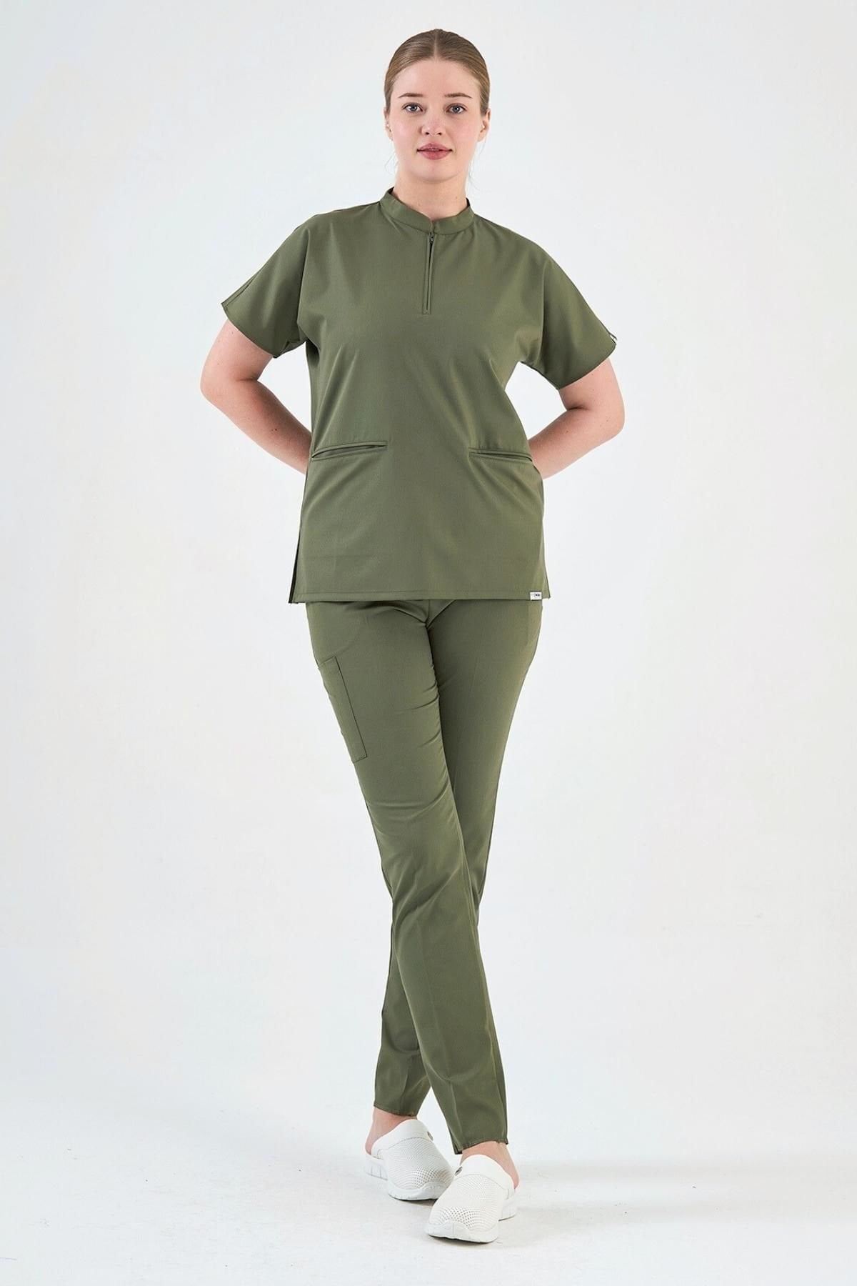 Likralı Asker Yeşili Fermuar Detaylı Cerrahi Takım