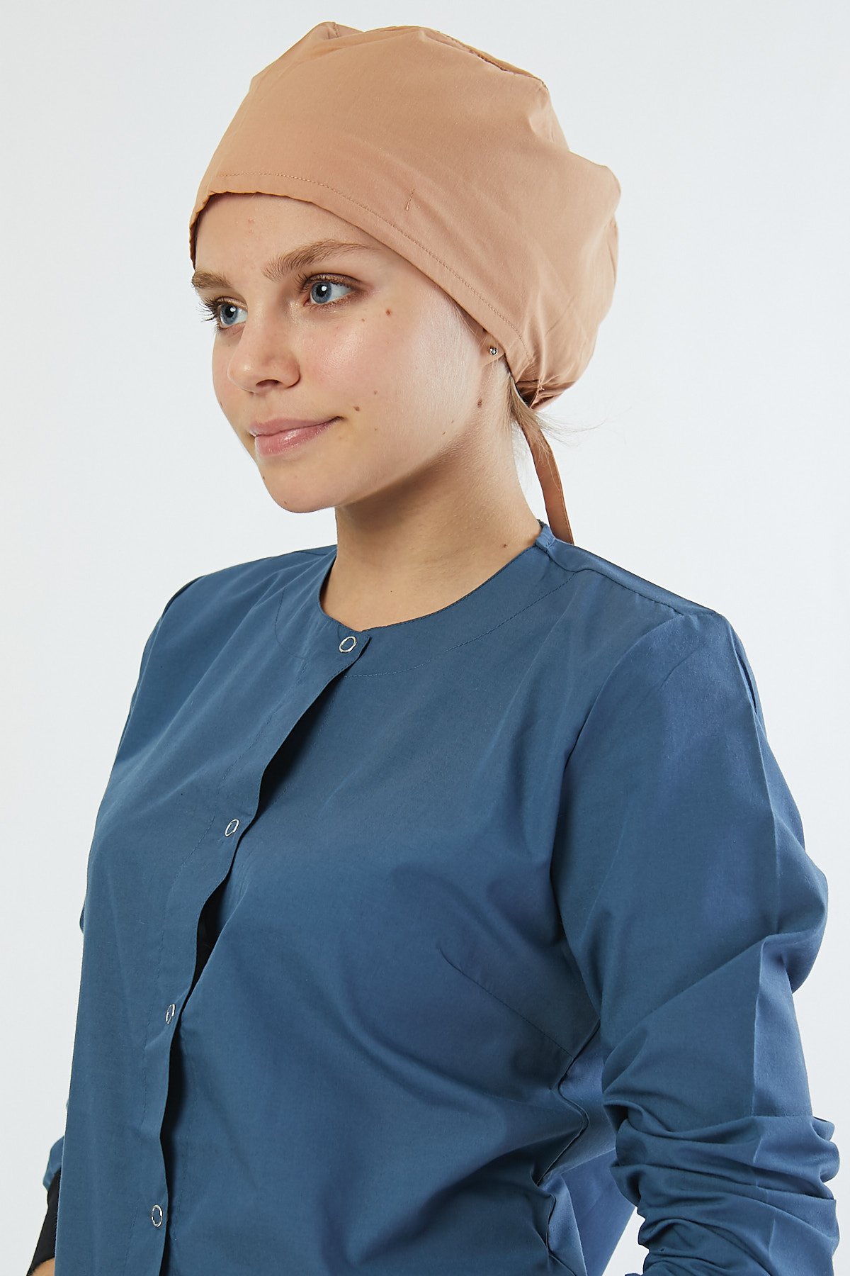 Açık Kahve Cerrahi Bone