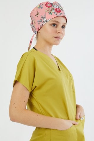 Çiçekler Ve Hayvanlar Desenli Cerrahi Bone