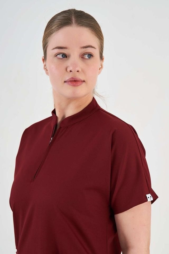 Likralı Bordo Fermuar Detaylı Cerrahi Forma