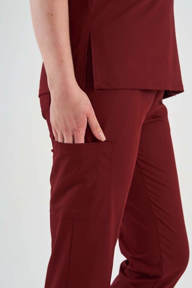 Likralı Bordo Fermuar Detaylı Cerrahi Forma