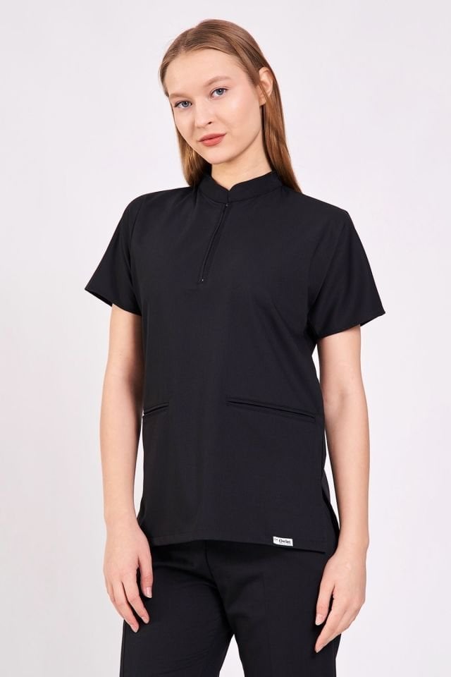 Likralı Siyah Fermuar Detaylı Cerrahi Forma