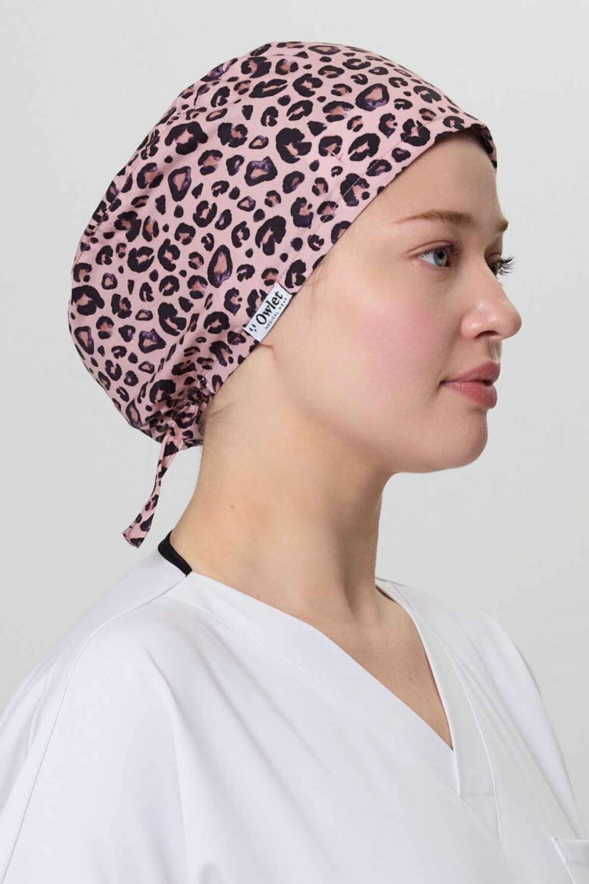 Leopar Desenli Pudra Cerrahi Bone