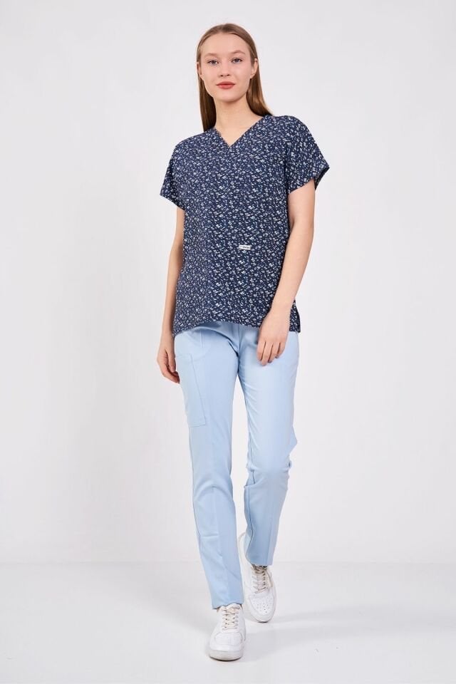 Lacivert Çiçekler Cerrahi Forma Üst