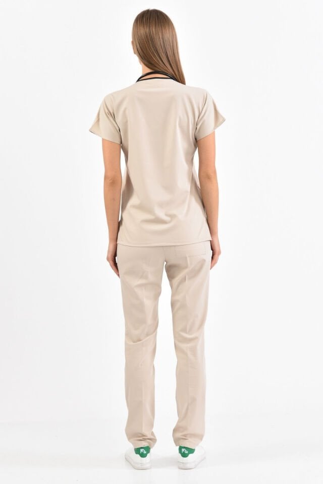 Bej Likralı Scrubs Forma