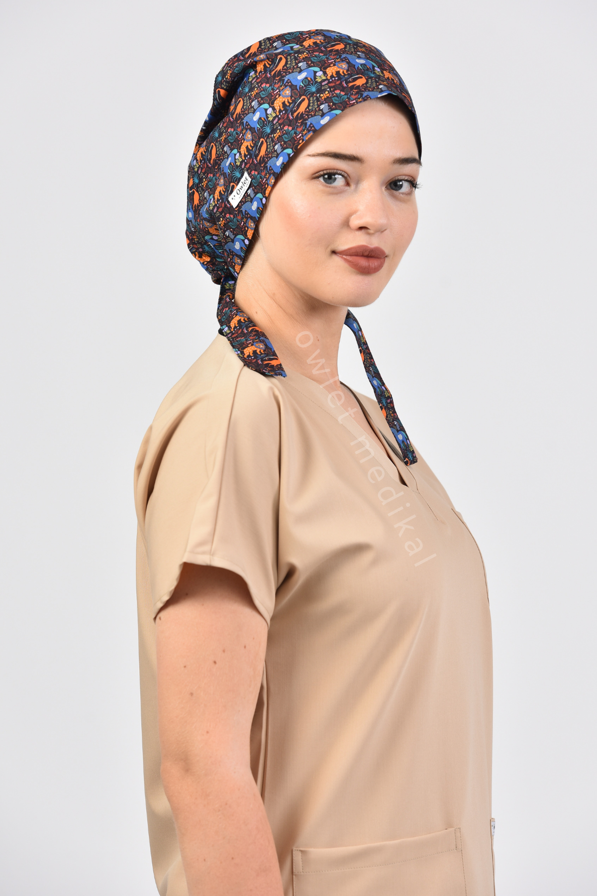 Hayvan Figürlü Cerrahi Tesettür Bone