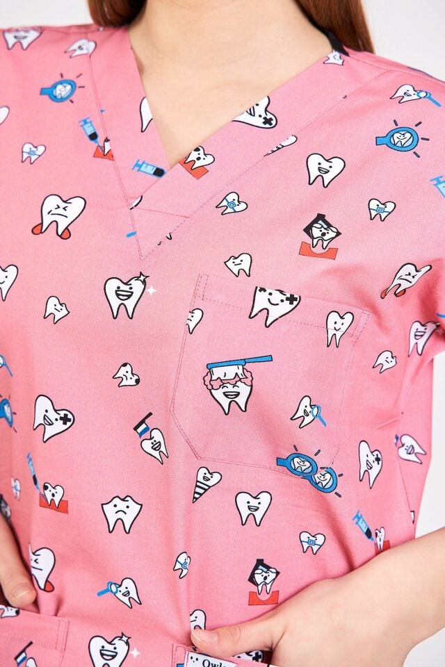 Diş Desenli Pudra Cerrahi Forma Üst