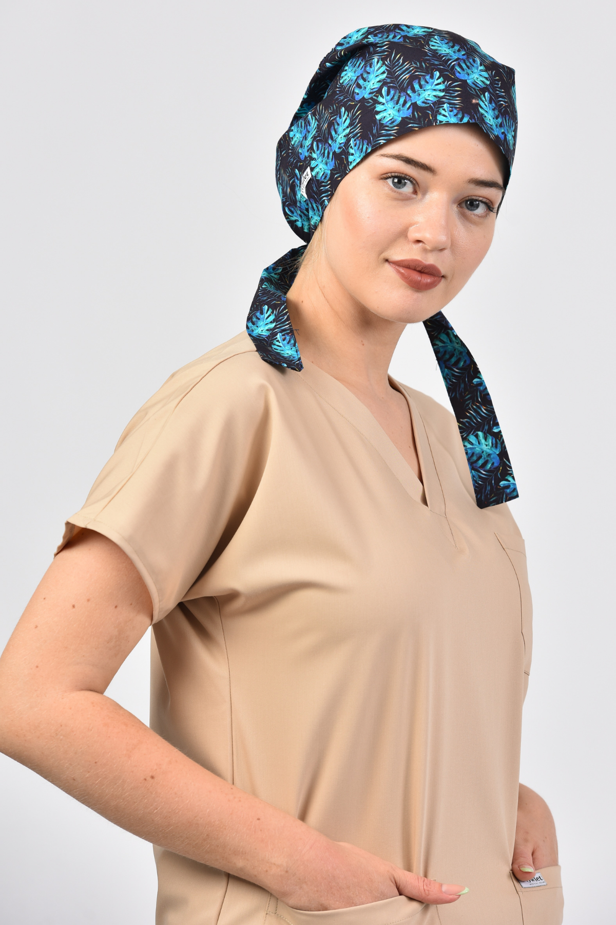 Tropikal Yapraklar Cerrahi Tesettür Bone - Owlet Medikal