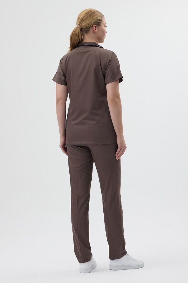 Likralı Çikolata Kahve Polo Yaka Scrubs