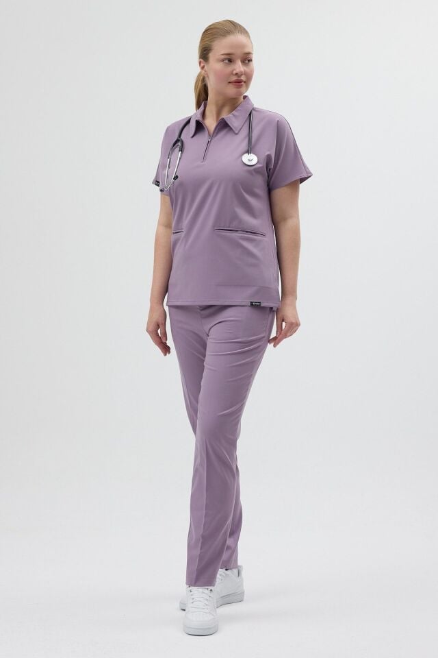 Likralı Soft Lila Polo Yaka Scrubs - Owlet Medikal