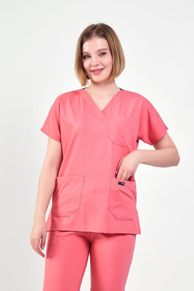 Tatlı Pembe Likralı Cerrahi Takım