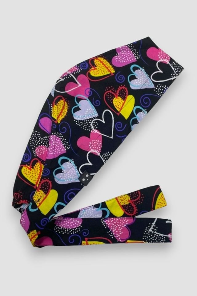 Kalp Desenli Siyah Cerrahi Tesettür Bone