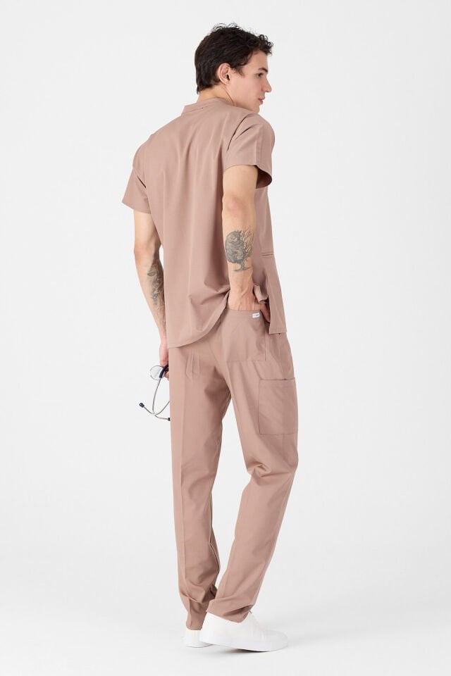 Likralı Sütlü Kahve Hakim Yaka Scrubs