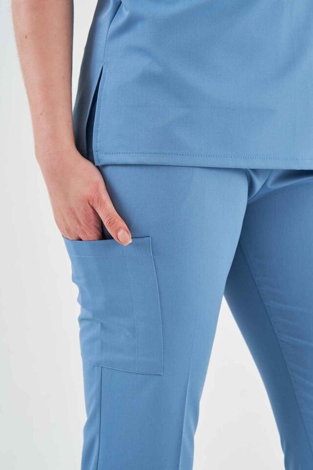 Likralı Açık Mavi Fermuar Detaylı Cerrahi Forma