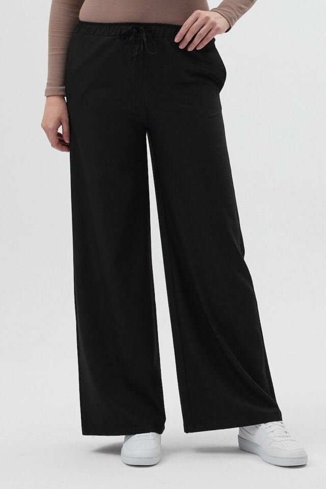 Likralı Bol Paça Siyah Pantolon