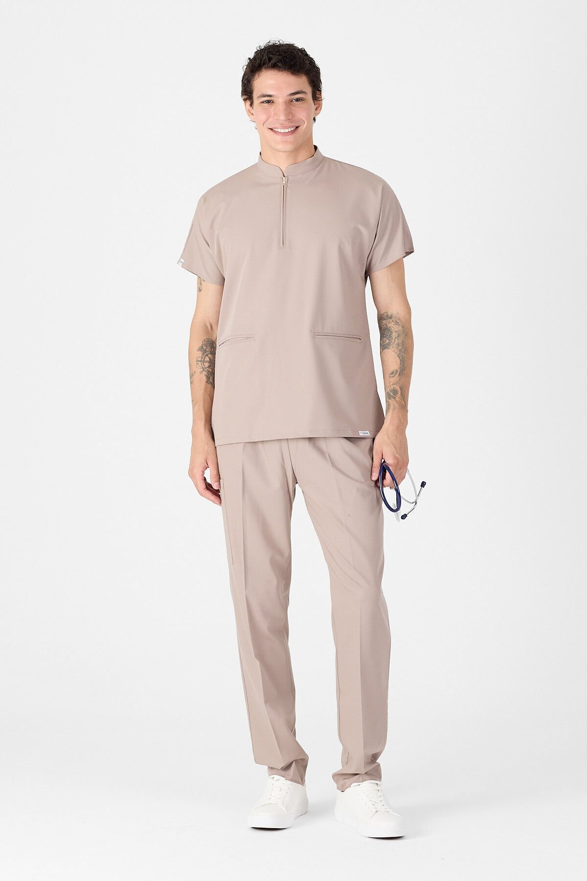 Likralı Açık Vizon Hakim Yaka Scrubs