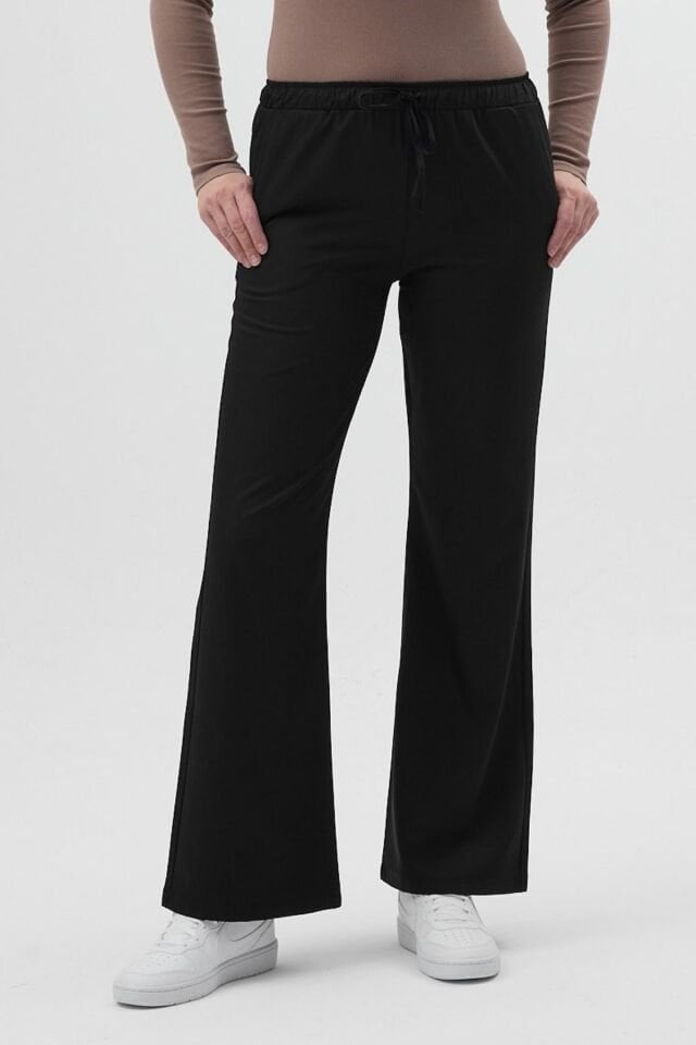 Likralı İspanyol Paça Siyah Pantolon