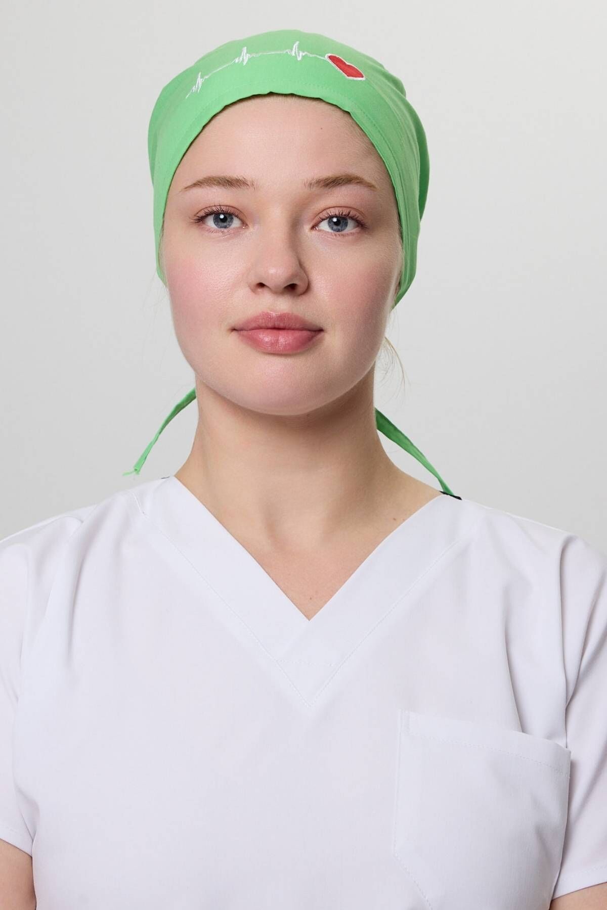 Kalp Ritim Desenli Açık Yeşil Cerrahi Bone