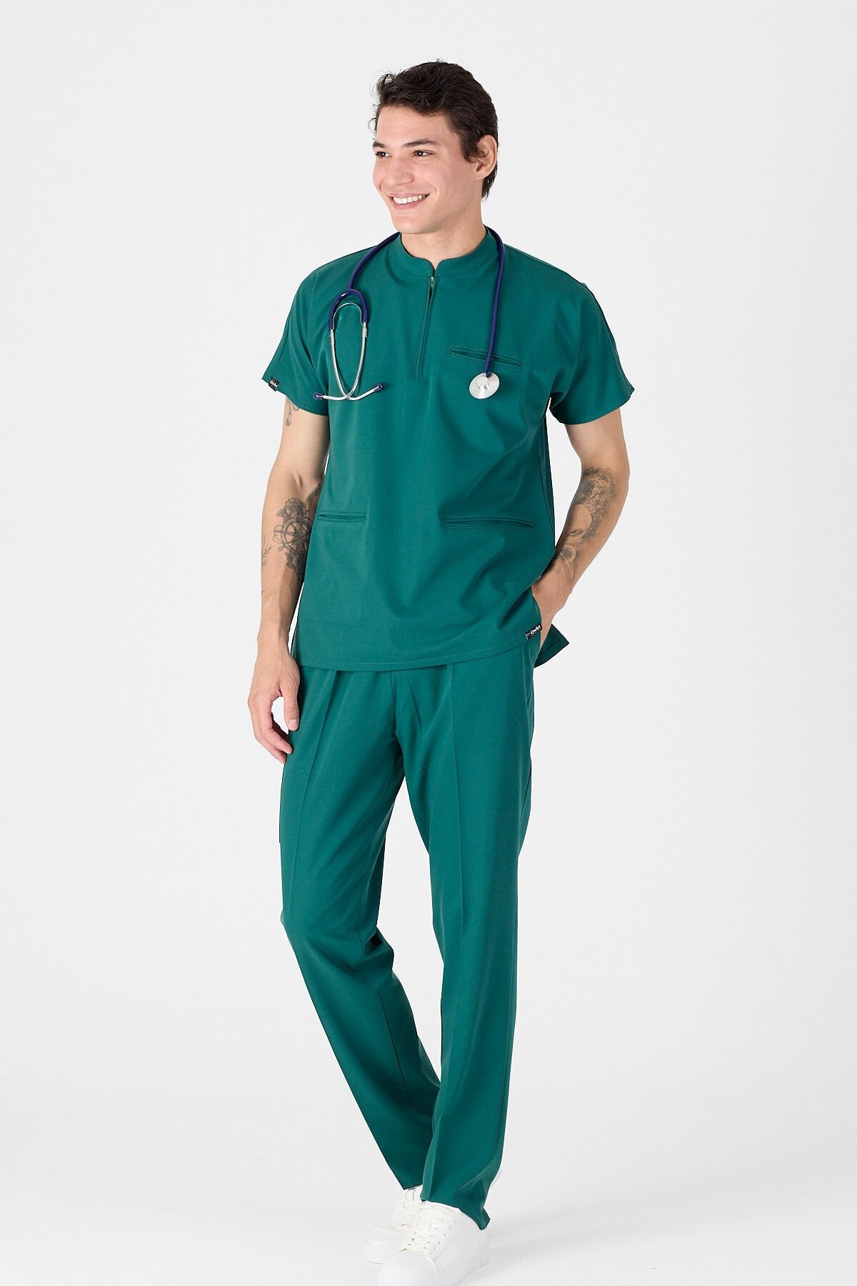 Likralı Avcı Yeşili Hakim Yaka Scrubs - Owlet Medikal