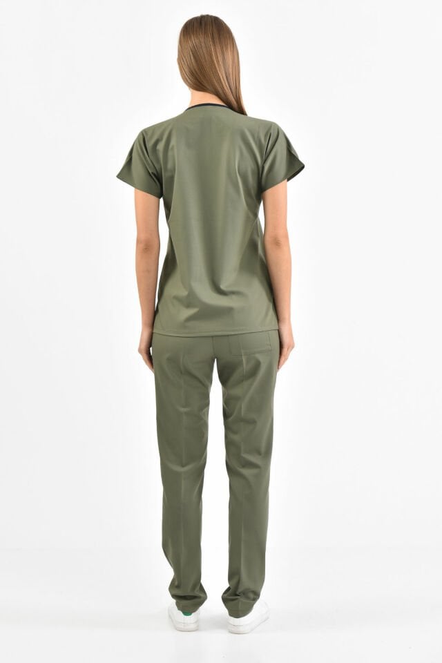 Likralı Asker Yeşili Cerrahi Takım