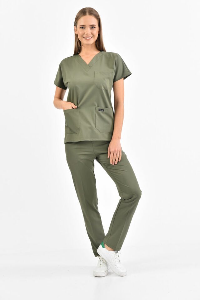 Likralı Asker Yeşili Cerrahi Takım