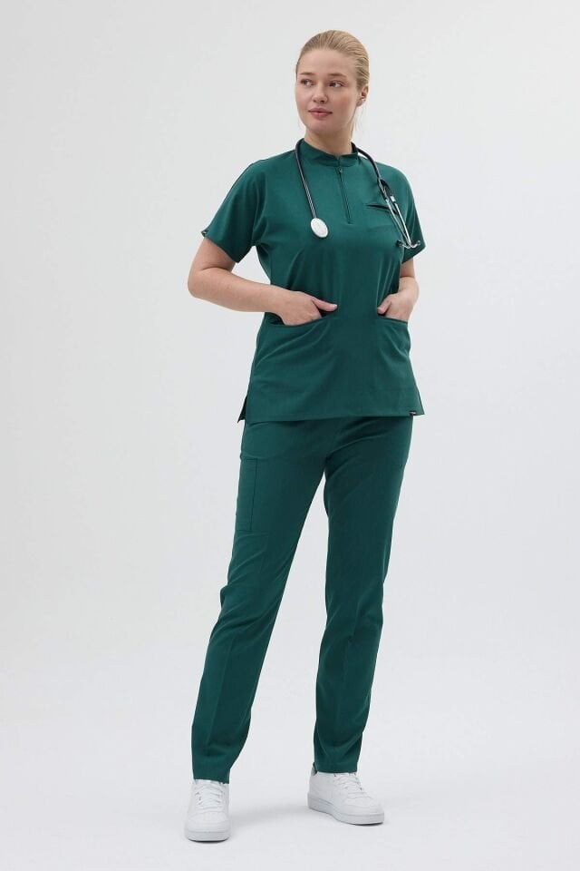 Avcı Yeşili Fermuar Detaylı Forma