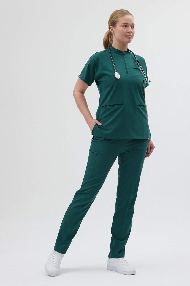 Avcı Yeşili Fermuar Detaylı Forma