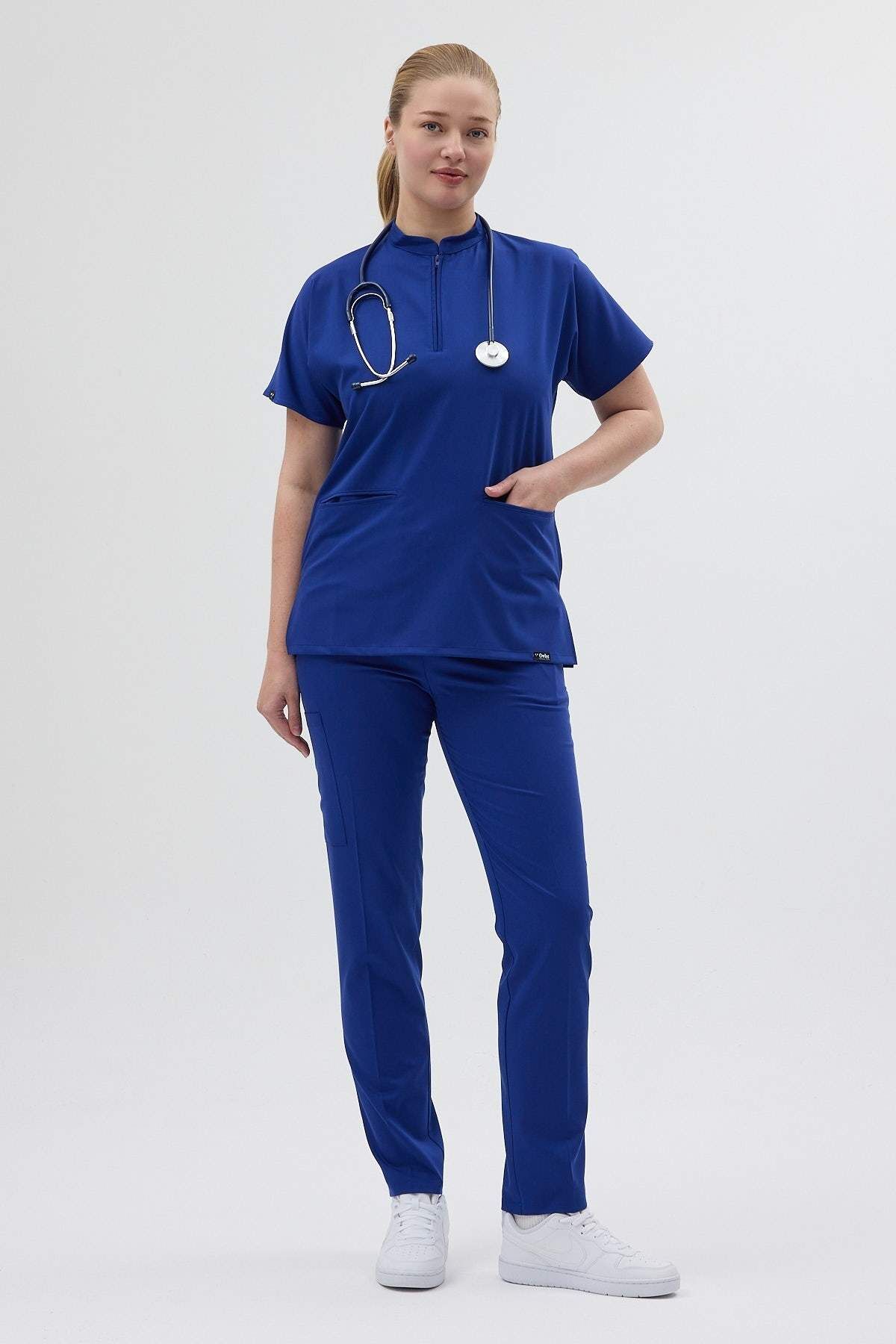 Likralı Saks Mavisi Fermuar Detaylı Scrubs