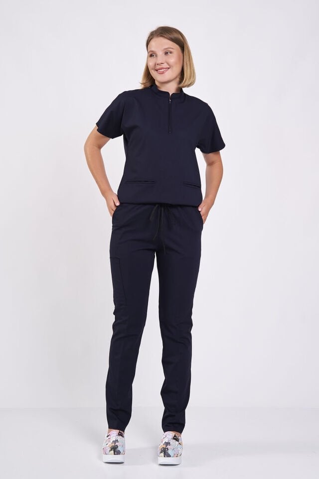 Likralı Koyu Lacivert Fermuar Detaylı Cerrahi Forma