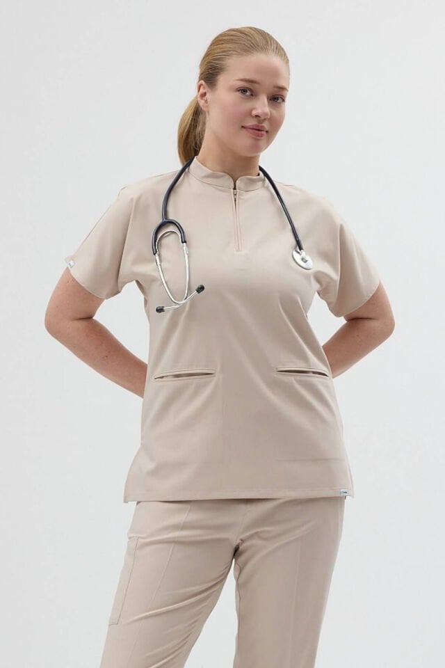 Likralı Taş Rengi Fermuar Detaylı Scrubs