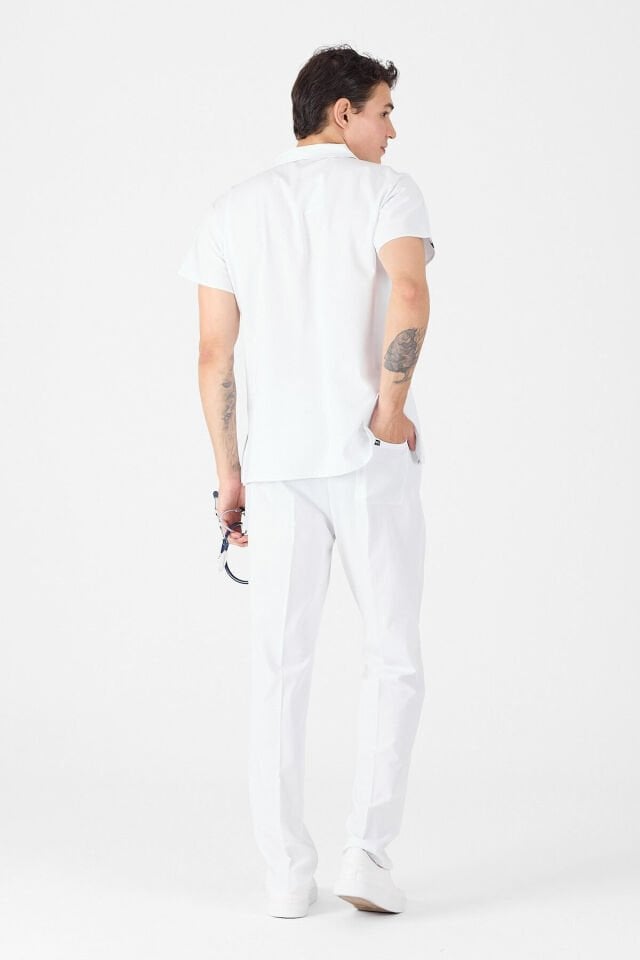 Likralı Beyaz Polo Yaka Scrubs