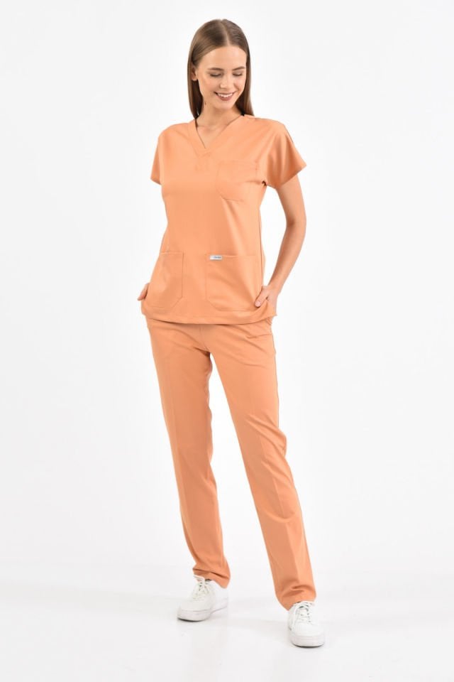 Likralı Camel Cerrahi Takım