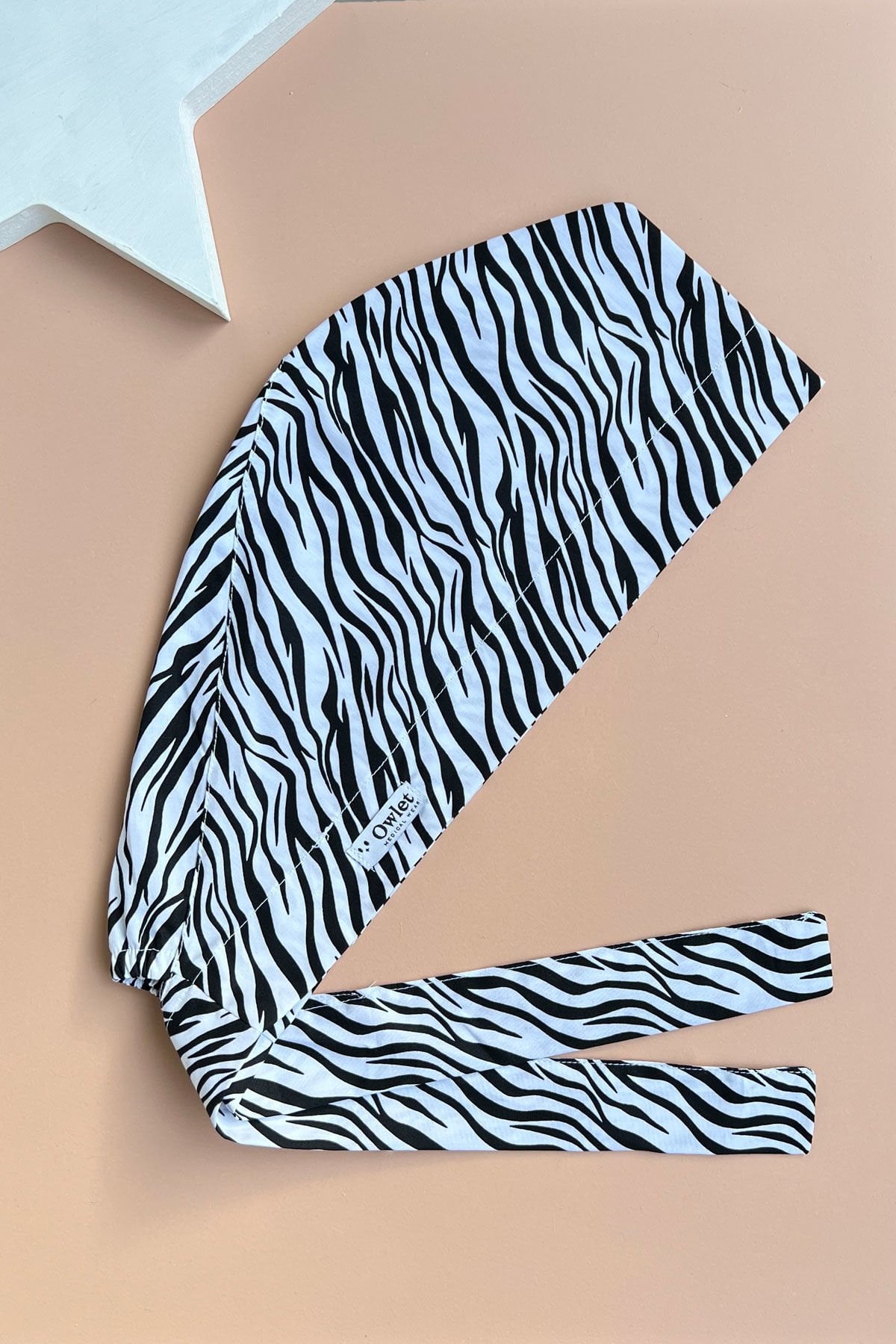 Zebra Desenli Cerrahi Tesettür Bone - Owlet Medikal