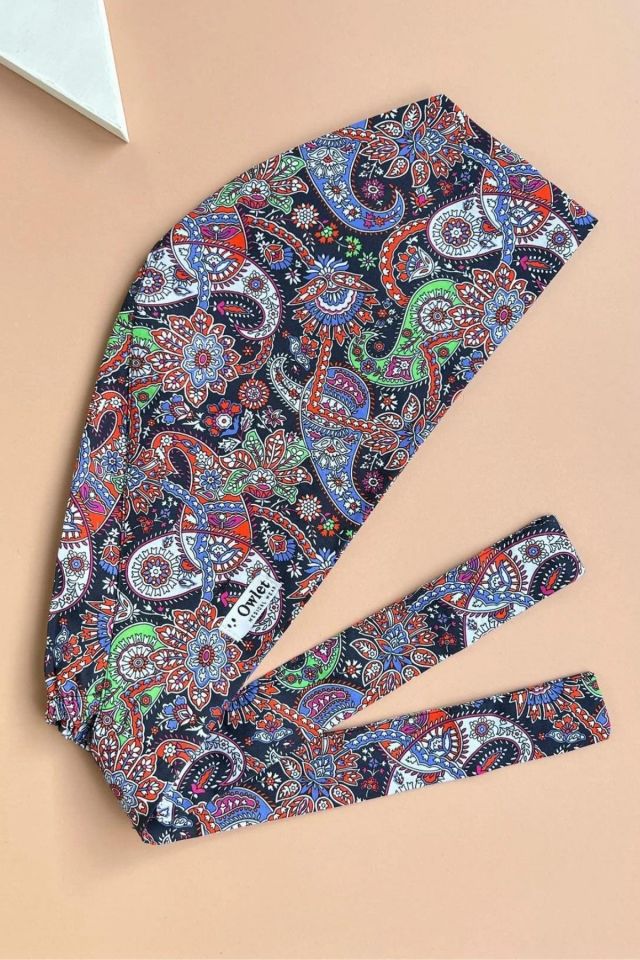 Renkli Şal Desenli Cerrahi Tesettür Bone