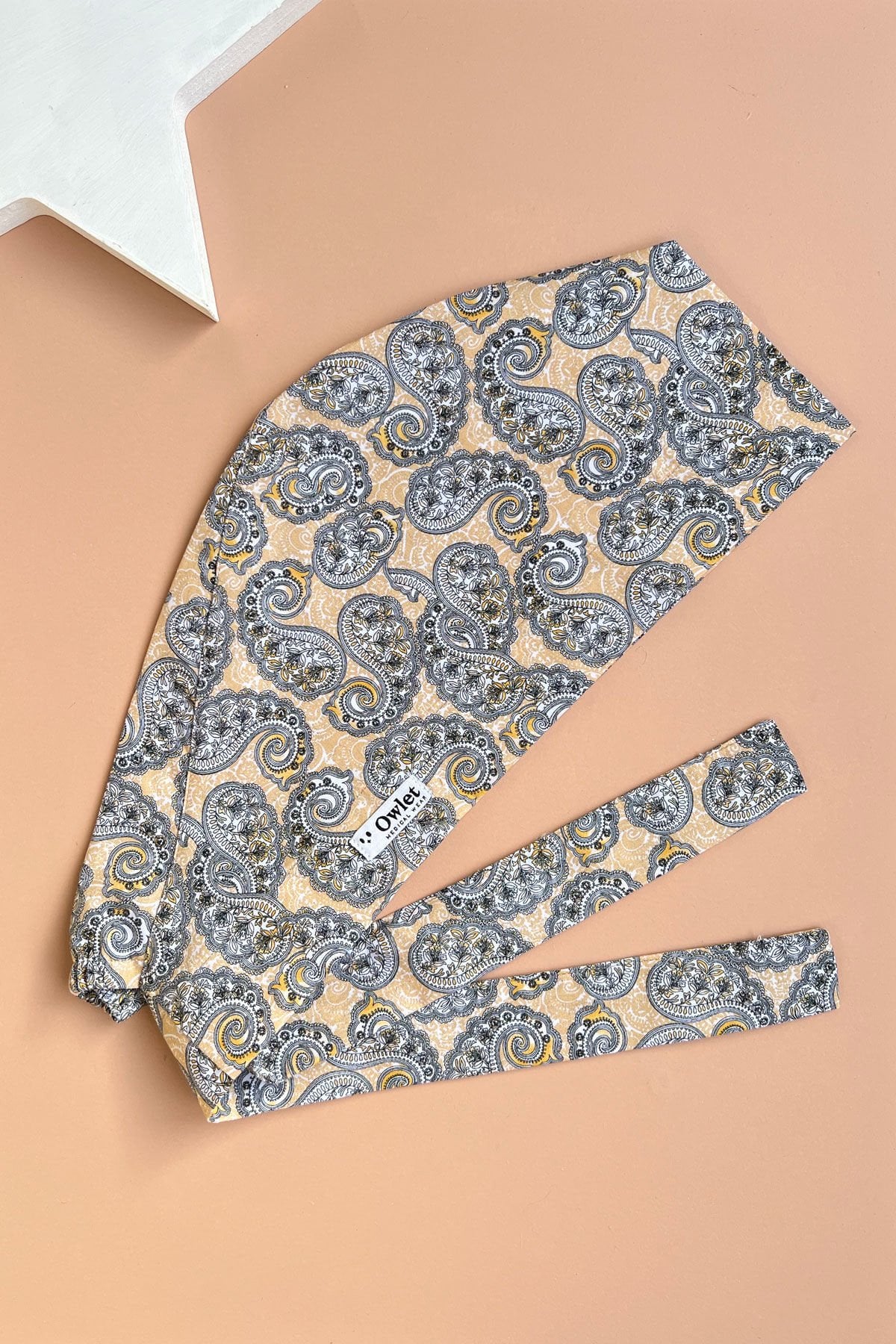 Sarı Şal Desenli Cerrahi Tesettür Bone